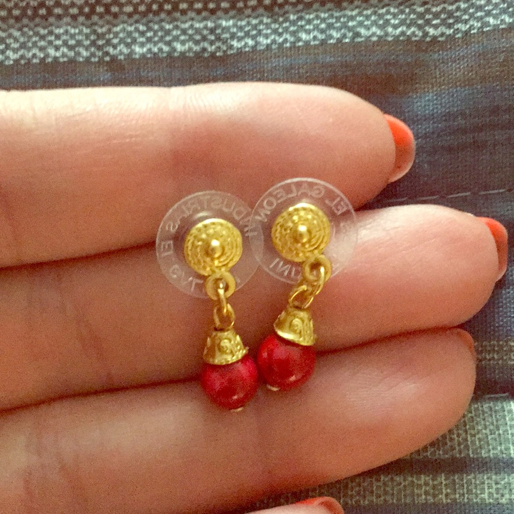 Tiny earrings :)